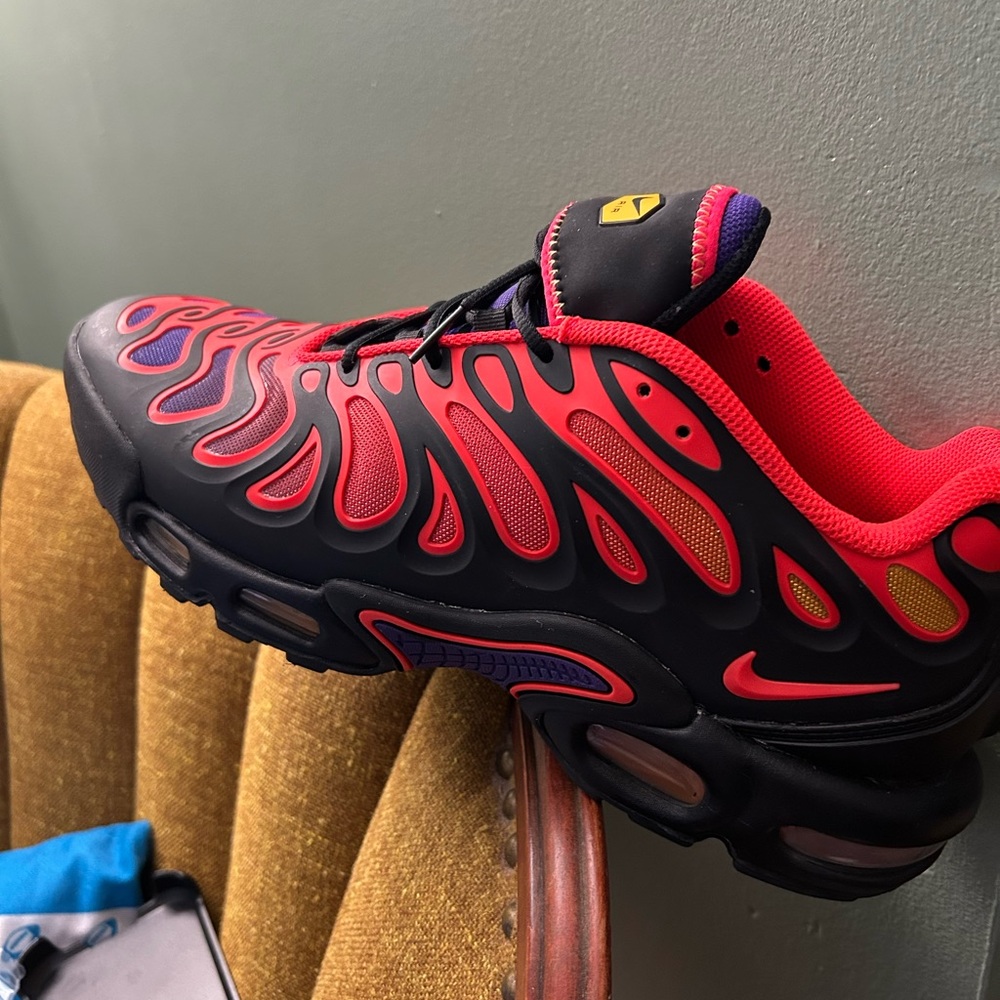 Nike Red and Black Athletic Shoes
